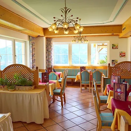 Natur Romantik Berghof Brunner 4*
