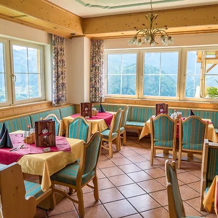 Natur Romantik Berghof Brunner 4*